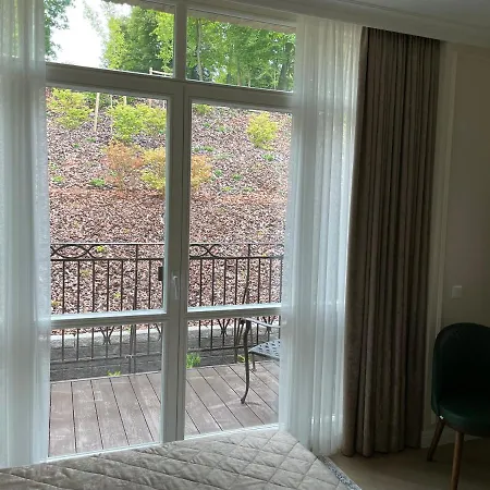 Art Uzupis In Center *